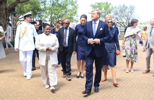 Koning en koningin op staatsbezoek in Zuid-Afrika bij Blue-Deal project Blesbokspruit